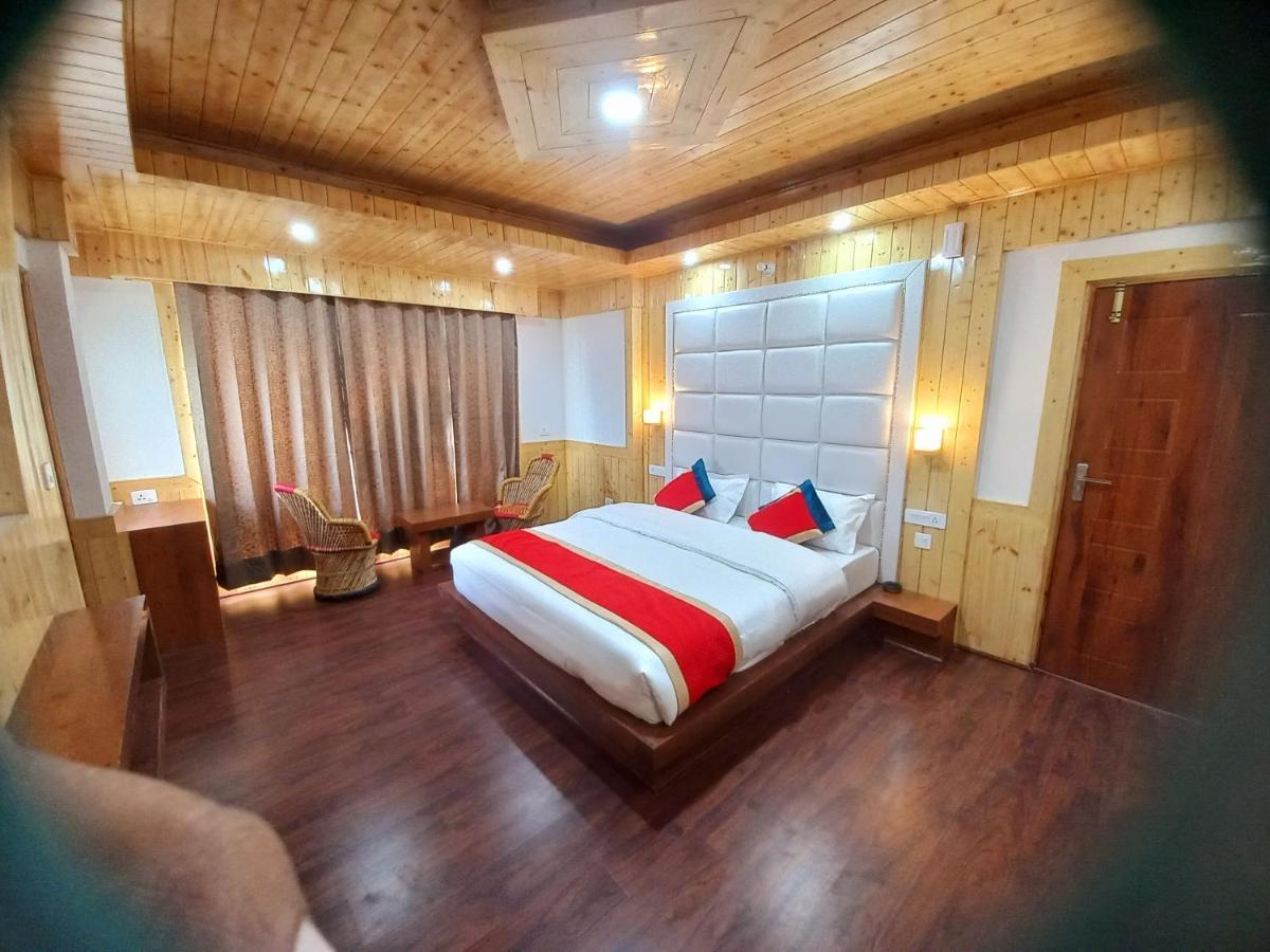Humble Holiday Inn Kufri Simla Ngoại thất bức ảnh