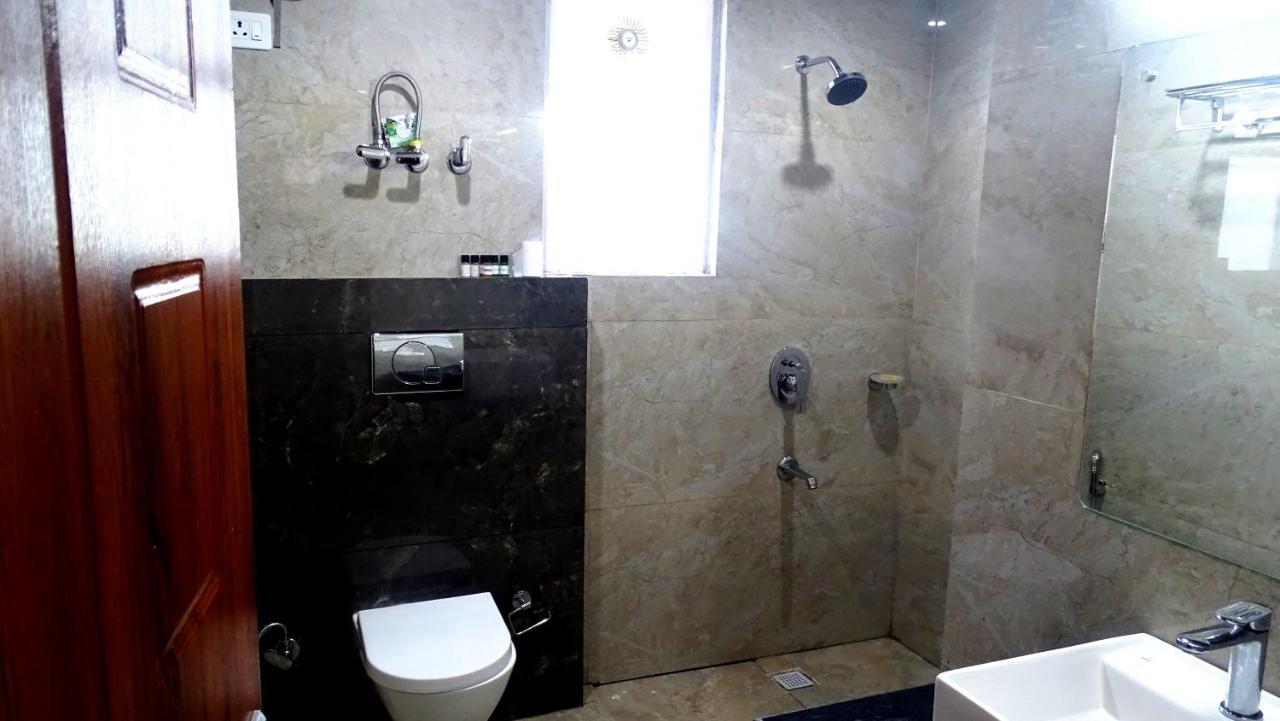Humble Holiday Inn Kufri Simla Ngoại thất bức ảnh