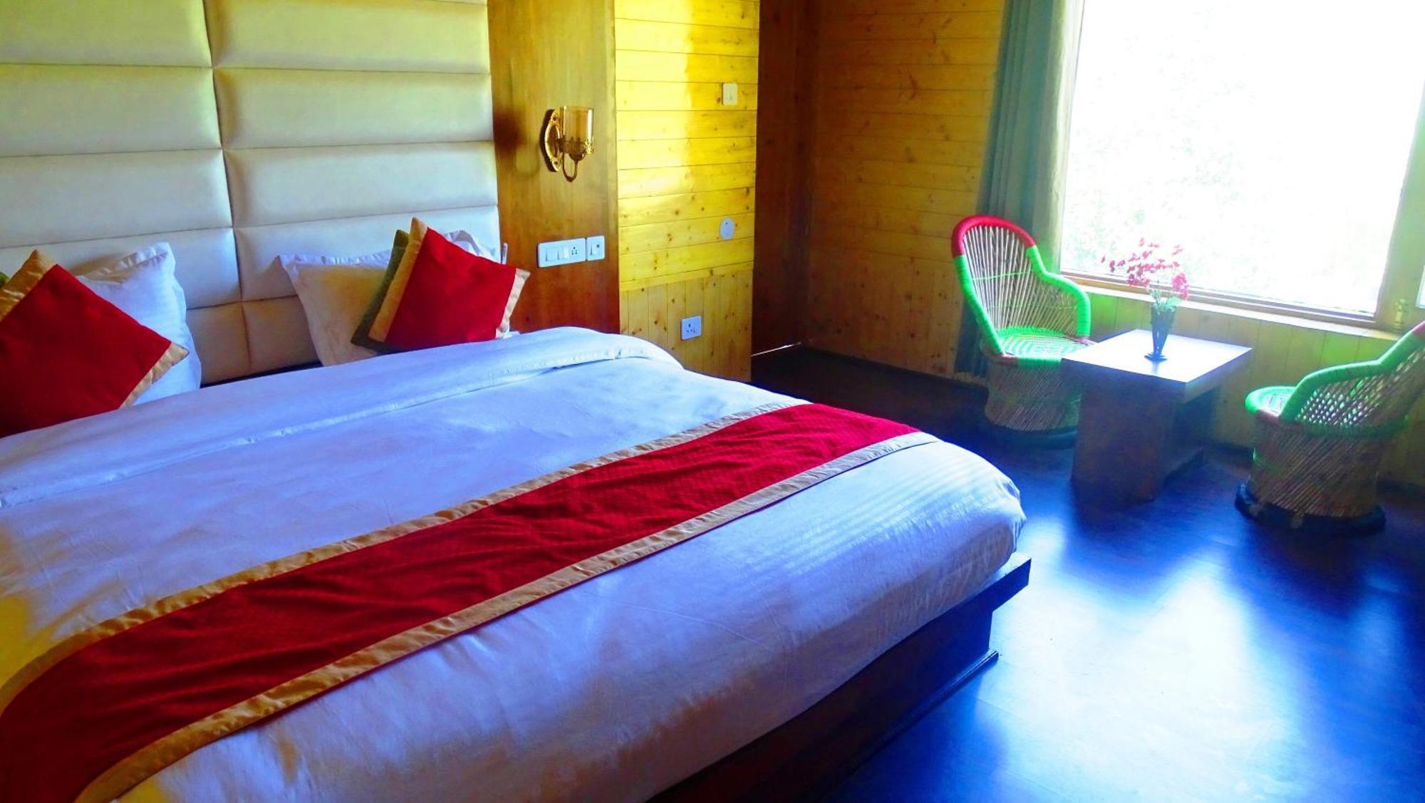 Humble Holiday Inn Kufri Simla Ngoại thất bức ảnh